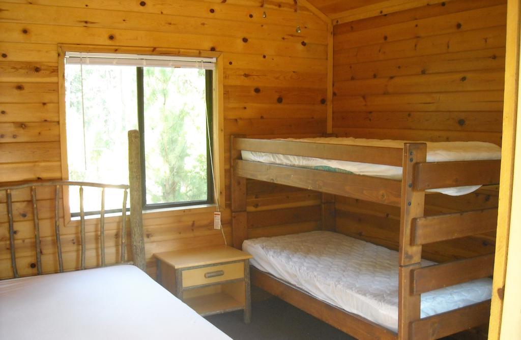 Yosemite Lakes Bunkhouse Cabin 27 Harden Flat Exterior photo